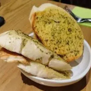 Garlic-Bread-V-image-harvestermenuuk.com
