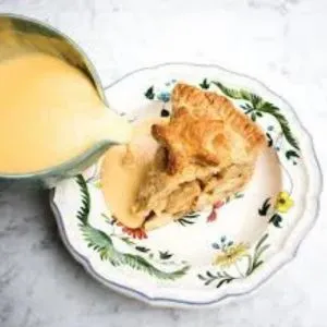 Sliced-Bramley-Apple-Pie-VE-image-harvestermenuuk.com