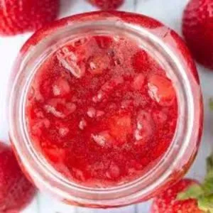 Strawberry-Sauce-VE-image-harvestermenuuk.com
