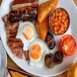 The_Classic_Breakfast-image-harvestermenuuk.com