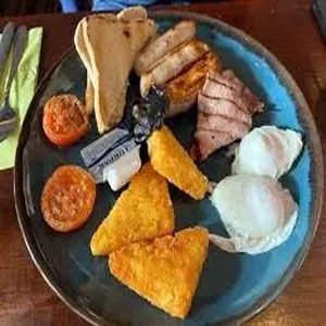 The_Ultimate_Breakfast-image-harvestermenuuk.com