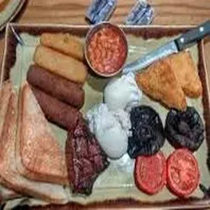 The_Veggie_Breakfast-image-harvestermenuuk.com