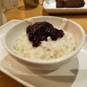 Vegan-Custard-VE-image-harvestermenuuk.com