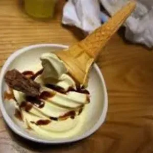 Vegan-Sundae-Best-VE-image-harvestermenuuk.com